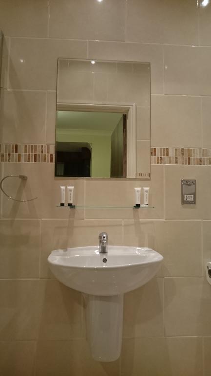 Gateway Express Hotel Newport  Phòng bức ảnh