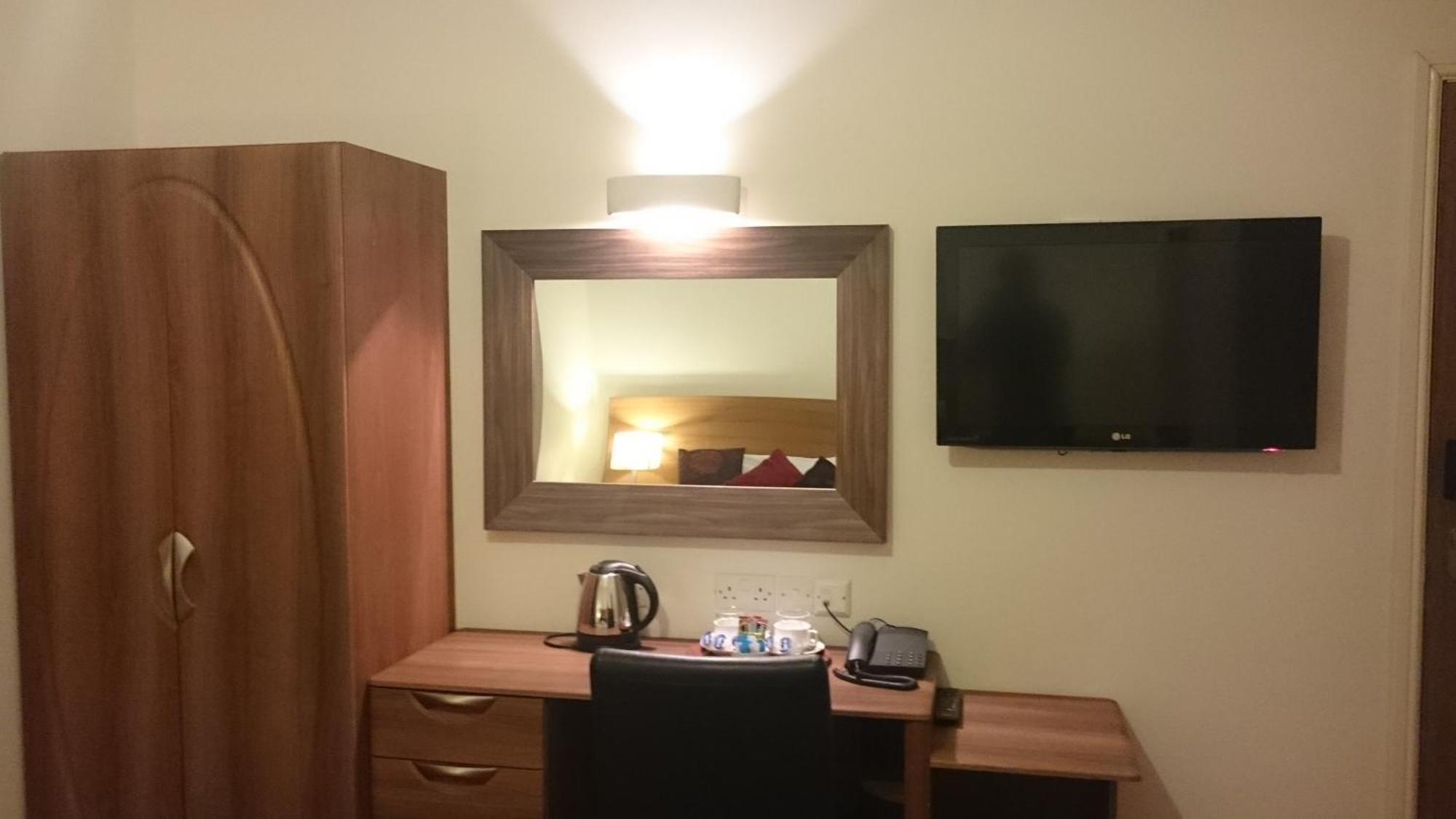 Gateway Express Hotel Newport  Ngoại thất bức ảnh